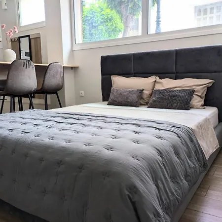 Loutraki Central Studio * Loutráki