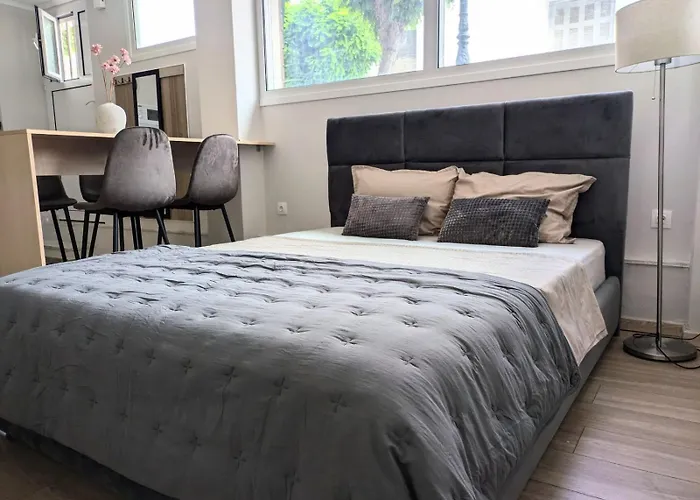 Loutraki Central Studio * Loutráki